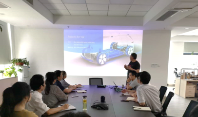 省質(zhì)檢院邀請外部專家開展新能源汽車鋰電池產(chǎn)品測試交流指導